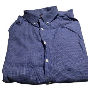 Roundtree and Yourke size 2XT long sleeved button down excellent condition